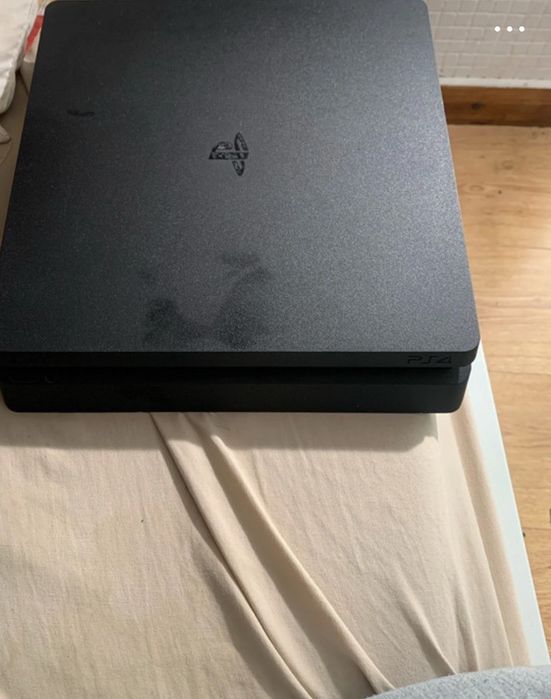 Playstation 4 em bom