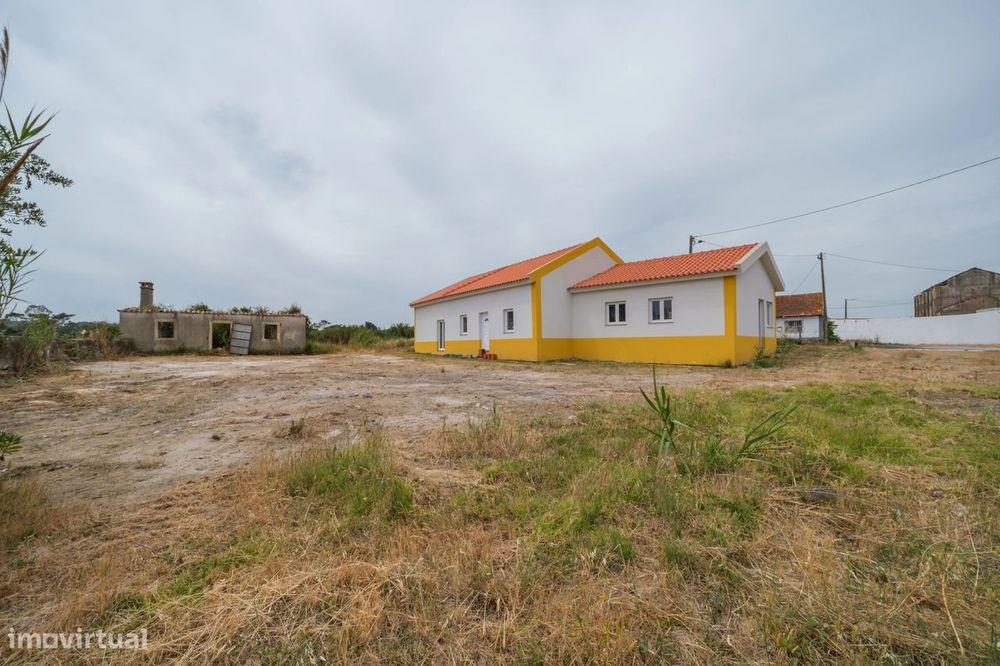 Moradia para Reabilitar com Projeto Aprovado em Óbidos