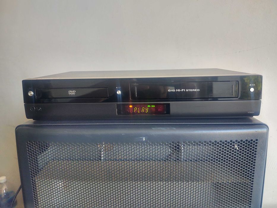 LG kombo dvd vcr model V390H hdmi super stan