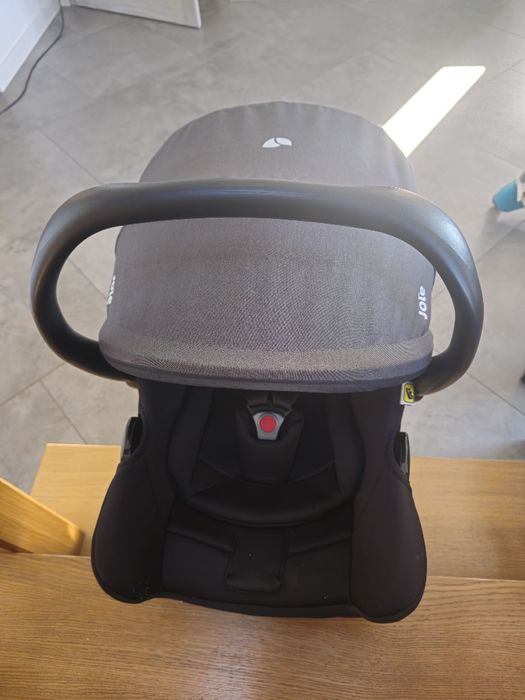 Nosidło i baza formy Joie ISOFIX