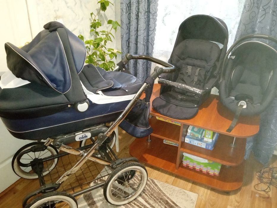 Продам Коляску 3в1