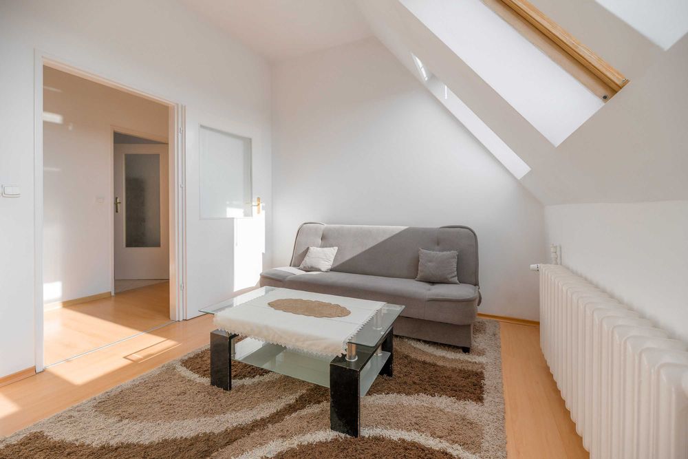 Klimatyczne mieszkanie do wynajęcia blisko starówki.