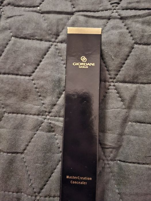 Korektor Giordani Gold