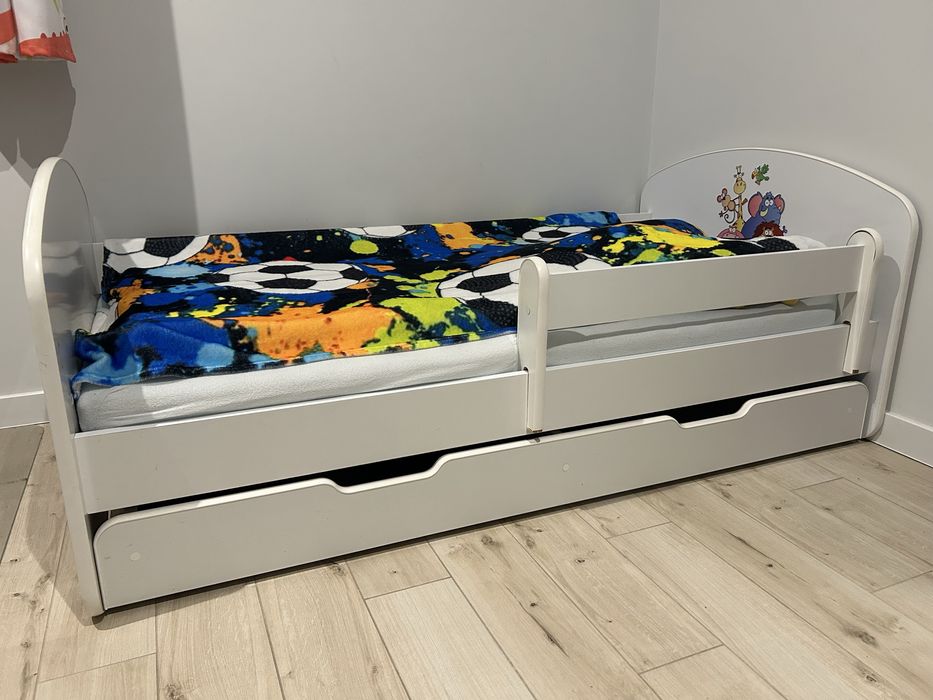 Łóżko dziecięce z szufladą