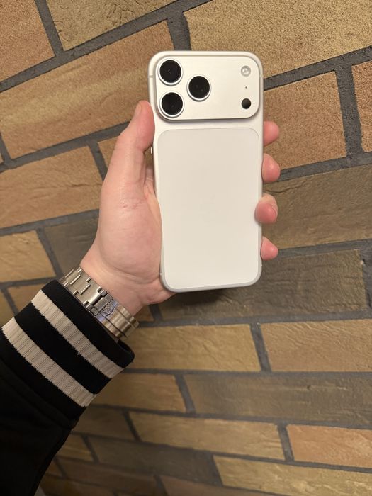 iPhone 17 Pro Max 512Gb. (Silver) (e-Sim)