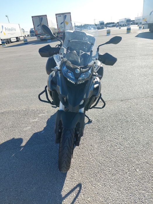 Benelli TRK 502  com poucos Kms