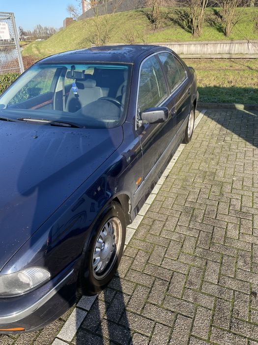 Samochód BMW Seria 5 E39 2.0 2000 rok