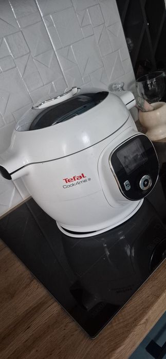 Мультиварка

Мультиварка Tefal Cook4Me + CY851130

Основні