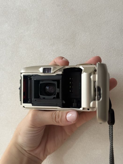 Плівкова камера Olympus mju ||