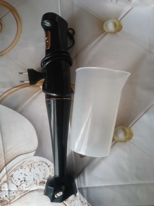 Блендер под ремонт или на запчасти