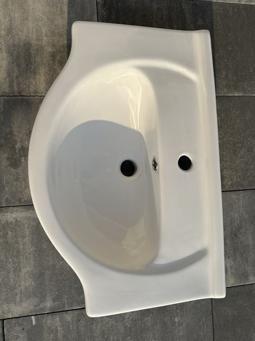 Umywalka nablatowa ceramiczna - nowa