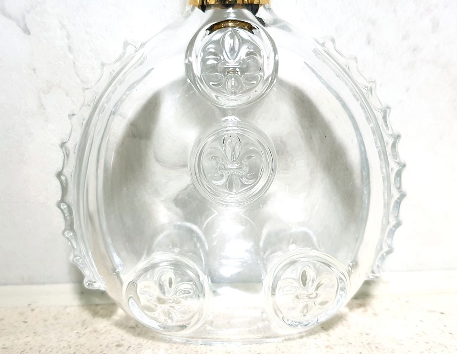 Raras pequenas garrafas em Cristal Baccarat vazias Louis XIII