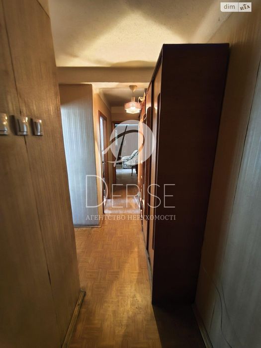 Продажа 3к квартиры 67 кв. м  на бул. Леси Украинки 20/22
