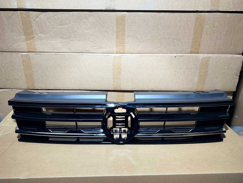 Бампер Накладка Заглушка Крепление Volkswagen Tiguan 2017 - 2020