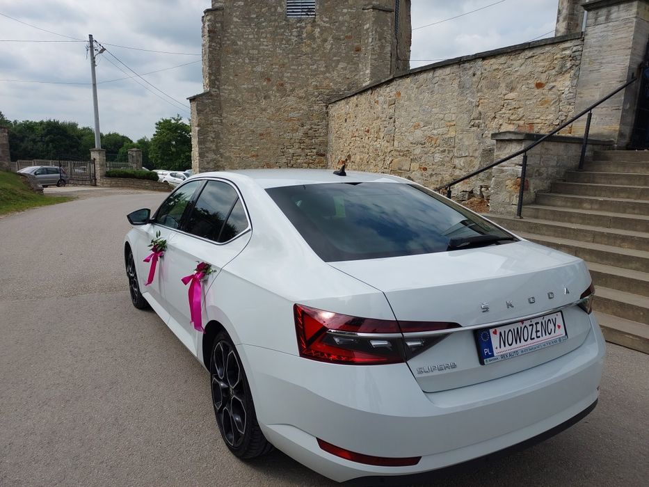 Samochód auto do ślubu Lexus Skoda fajerwerki dymy Ostrowiec Kielce
