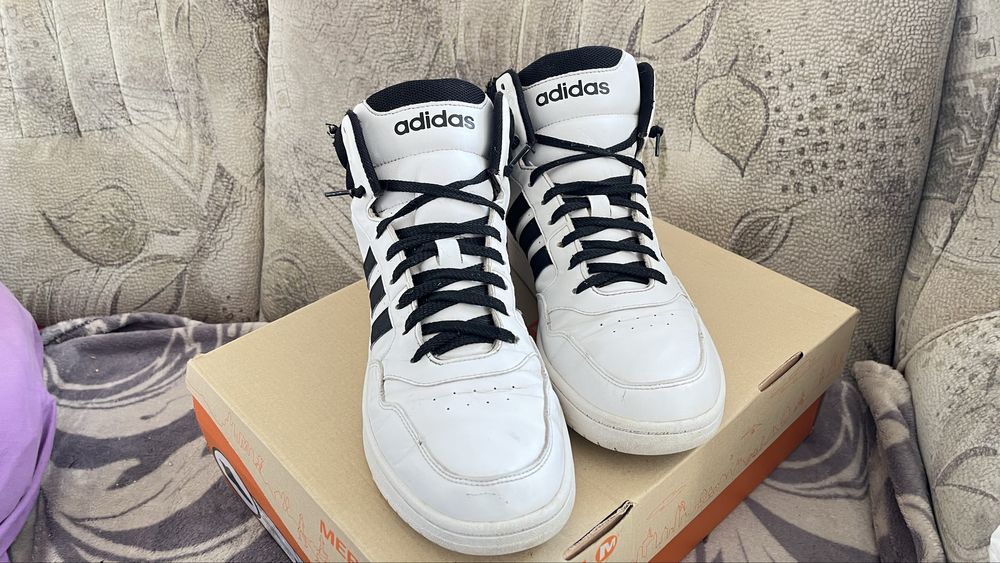 Кросівки adidas високі