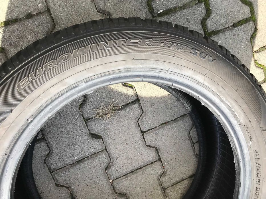 2x 225/55R18 102V Falken EuroWinter HS01 SUV  opony zimowe R
