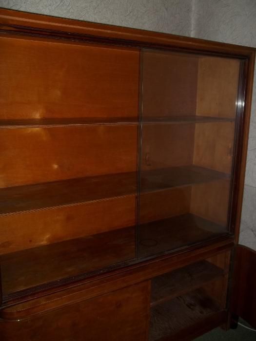 Kredens przedwojenny