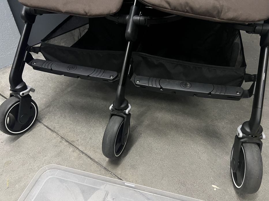 Carrinho de gémeos Novo MAXI-COSI / Bebeconfort DANA FOR 2