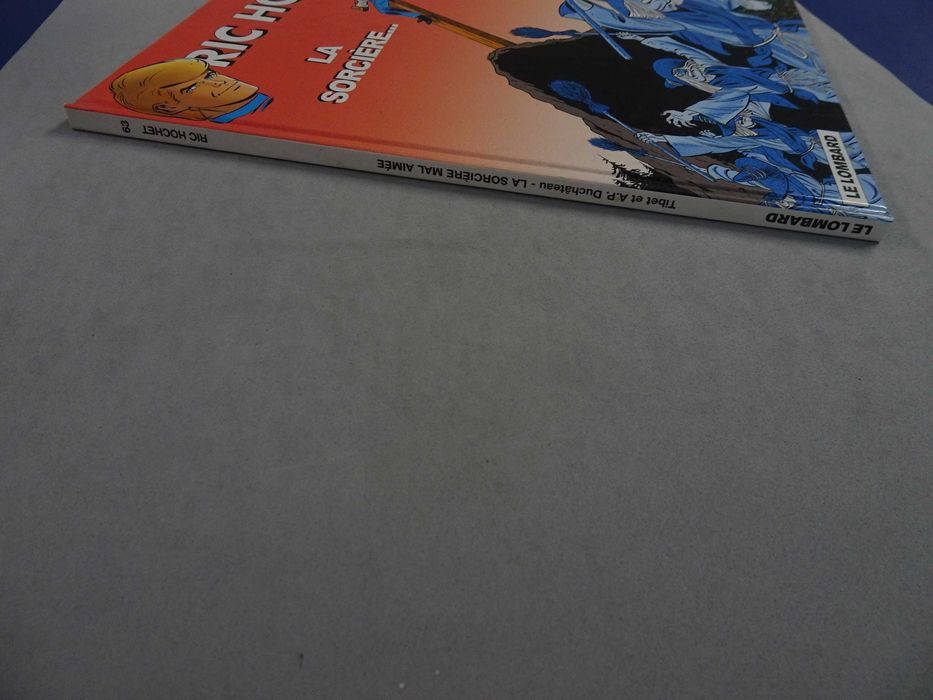 Livro BD Banda Desenhada em francês Ric Hochet La Sorcière... ...Mal Aimée (capa dura) Le Lombard