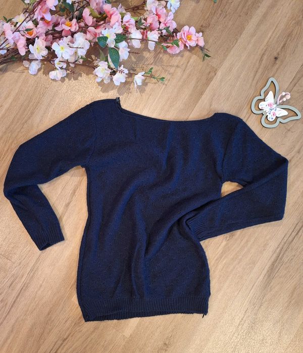 Sweter cienki granatowy dłuższy basic dekolt łódka