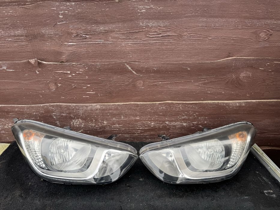 Фари, фара, ліхтарі передні Hyundai i20 Хюндай і20 (12-14)