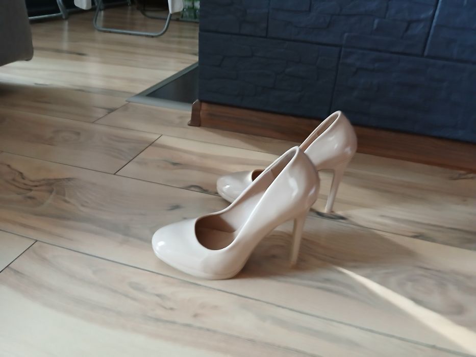Buty szpilki czółenka obcasy 37