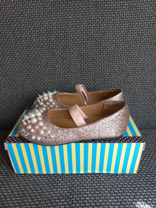 Туфлі дитячі,святкові