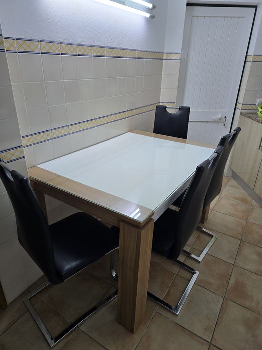 Mesa de Cozinha ou Sala