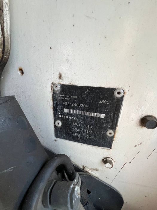 Продам Bobcat S300