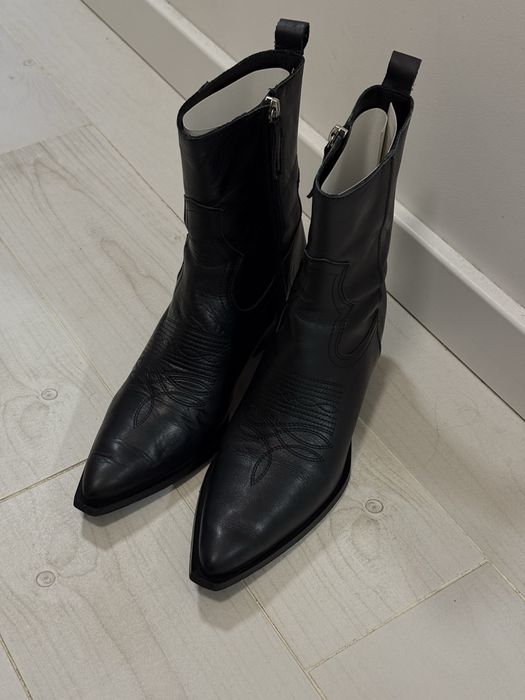 Шкіряні ковбойки козаки Zara