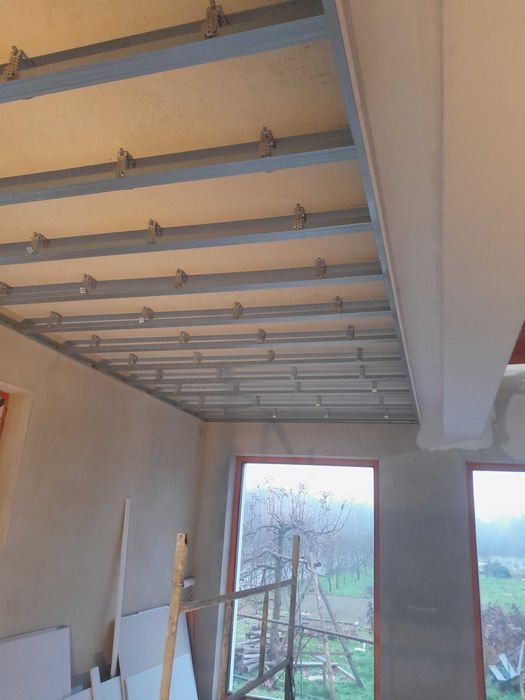 Adaptacja poddaszy,szpachlowanie,malowanie