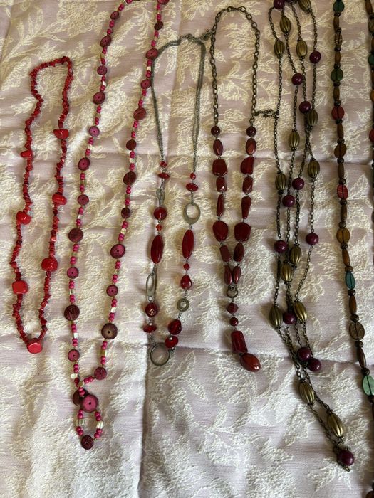 Bijuteria variada / Varias marcas Parfois/Bijou Brigitte