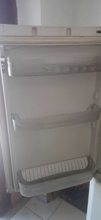Холодильник Indesit