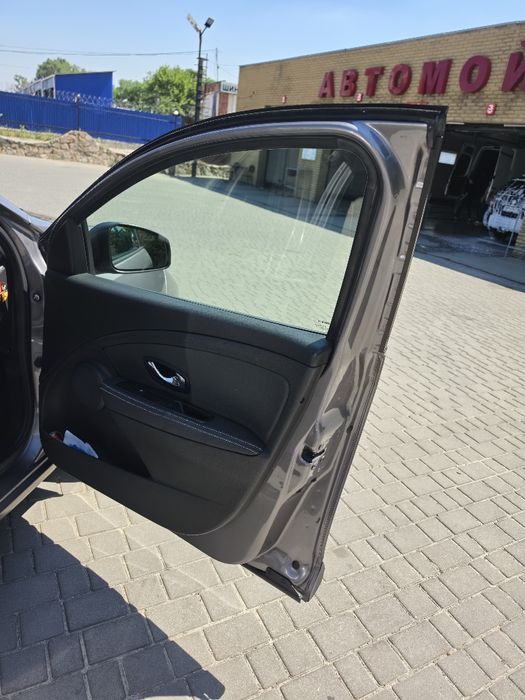 Продам Renault Fluence