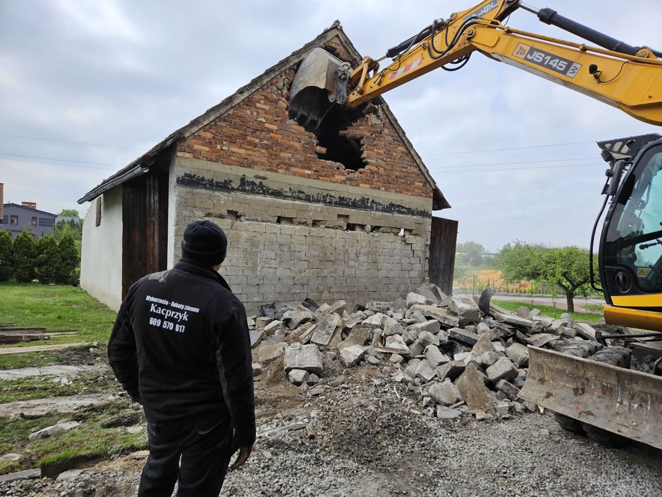 Rozbiórki wyburzenia budynków kompleksowo,  dom stodoły Usługi koparką