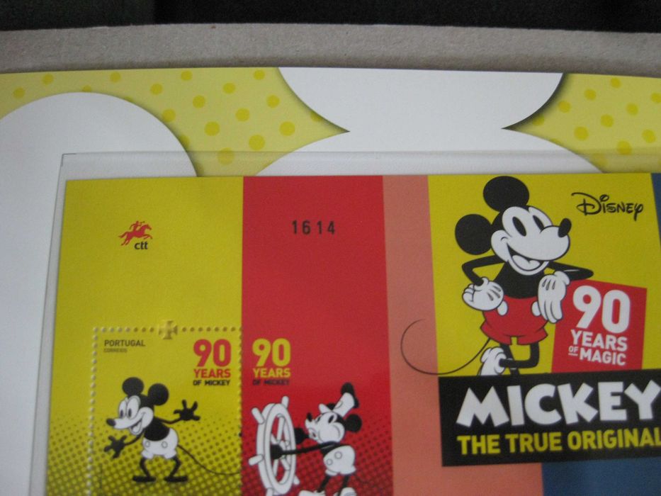 Carteira Especial 90 Anos Mickey numerada - nº 1614