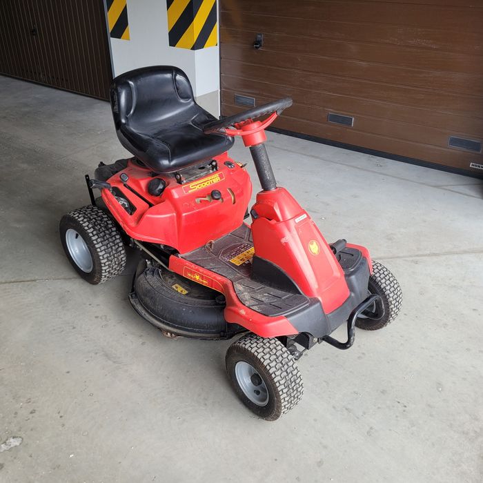 Traktorek ogrodowy,  kosiarka Wolf Garten MTD