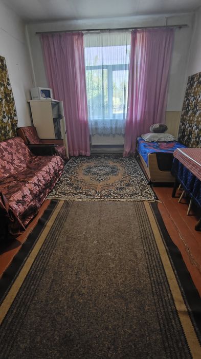 Продам гуртожиток на Чулочке!