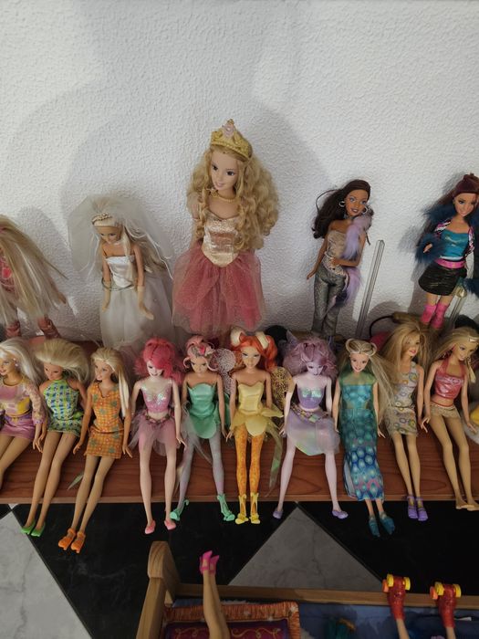 Barbies   várias