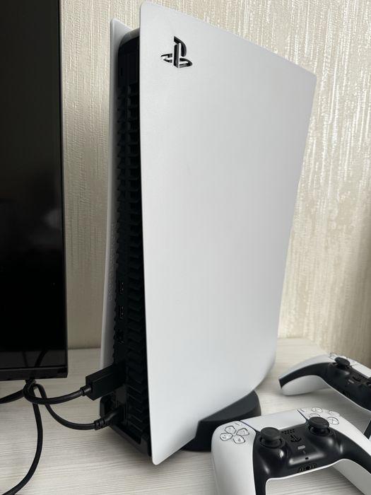 Приставка sony playstation 5  2 джостика