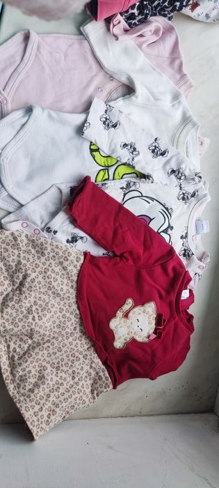 Пакет речей для дівчинки