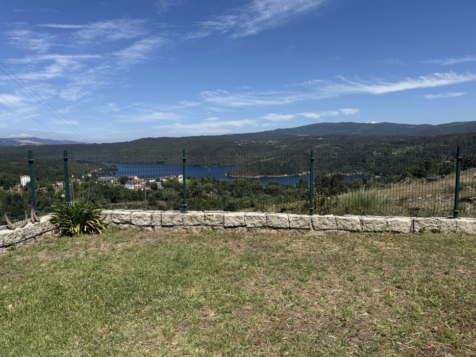 Moradia 9 suites vistas barragem do cabril