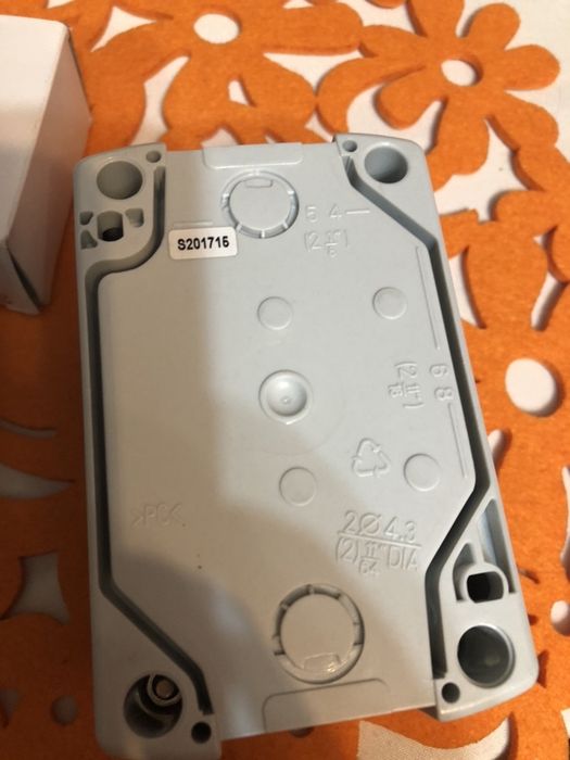 Wyłącznik nadprądowy zestaw nowy