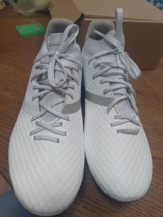 Buty korki Kipsta  40r.