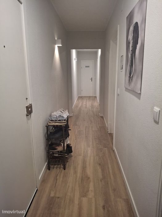 Apartamento T3 com 101m², pronto a habitar e bem localizado