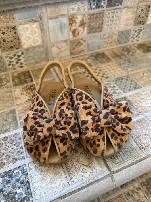 Взуття на дівчинку, 25 розмір