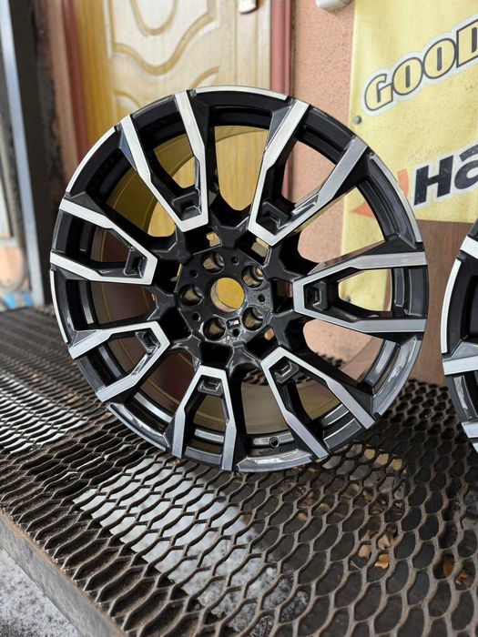 Оригінальні диски R21 на BMW X5 G05 X6 G06 915 m style