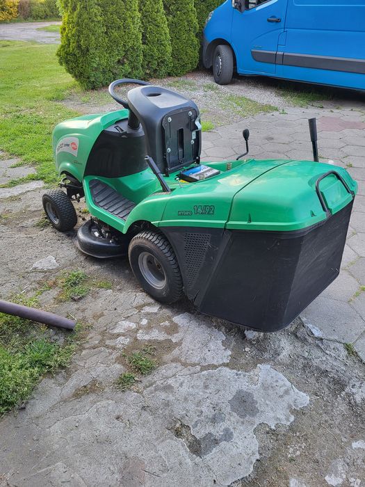 Sprzedam kosiarkę traktorek Brill silnik Hondy