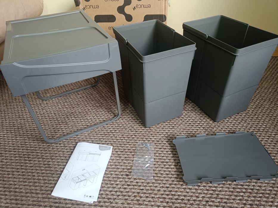 Wysuwany kosz do segregacji śmieci Emuca 40 l